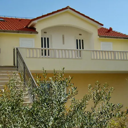 Apartments Bilic Bol Exterior photo